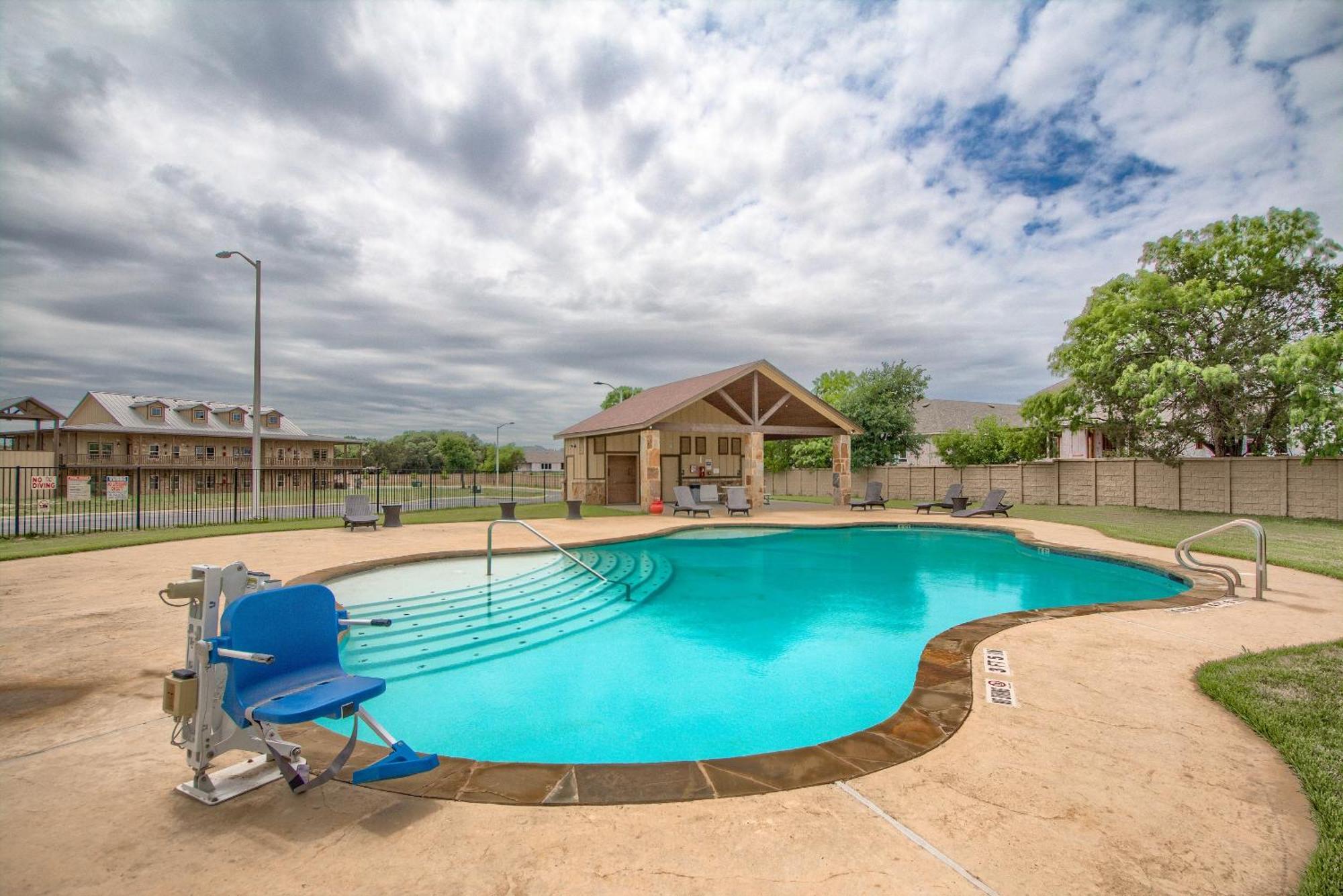Oma13A14 Gruene Bungalow At Old Mills Resort New Braunfels Exterior photo